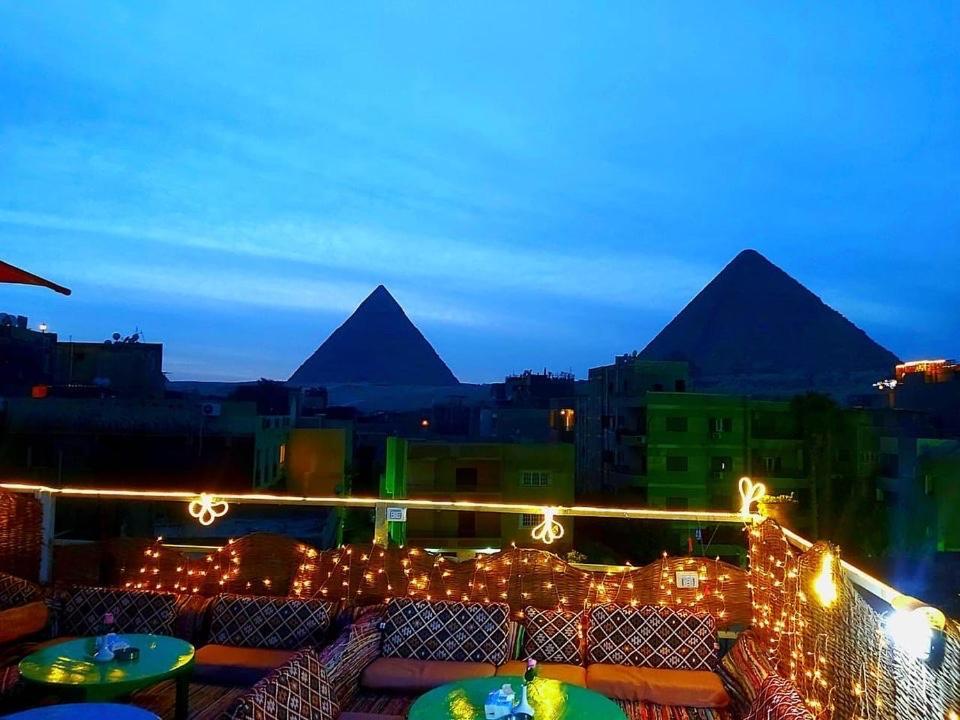 Carpet Alaadein Pyramids View Hotel Kafret el-Gabal Kültér fotó